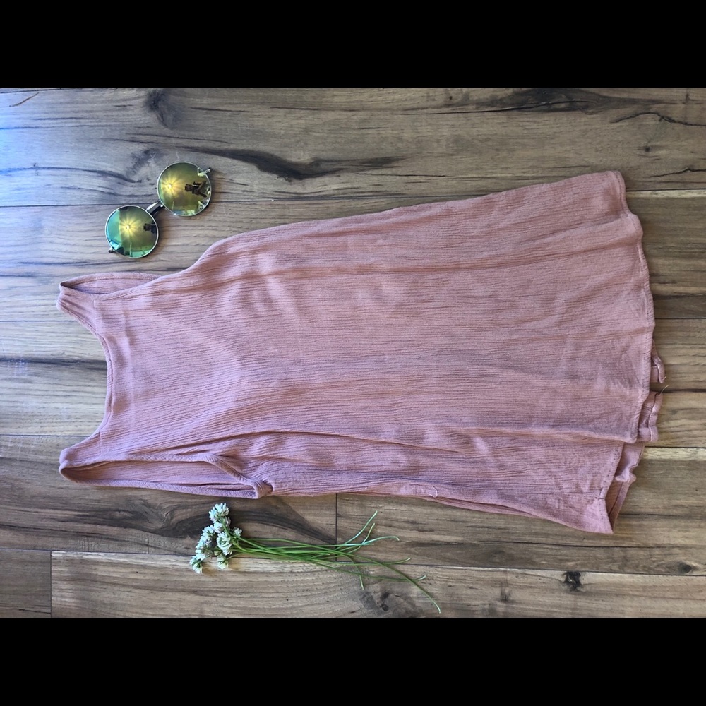 Pink Buttoned Tank - Picture 3 of 3